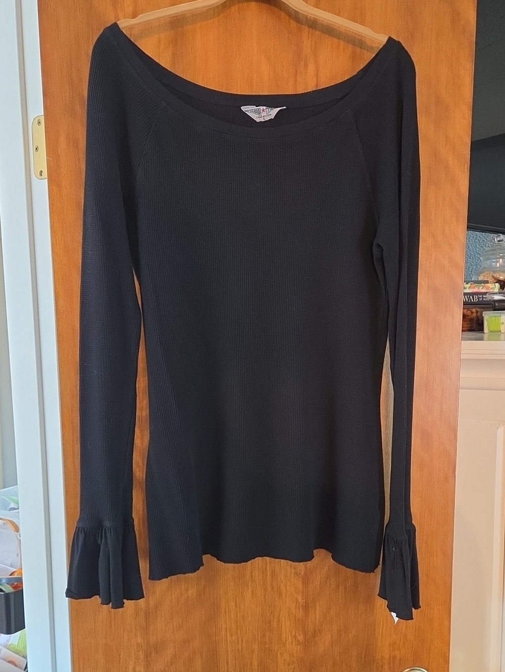 Hard Tail Black Long-Sleeve Thernal Ruffle Cuff Tee